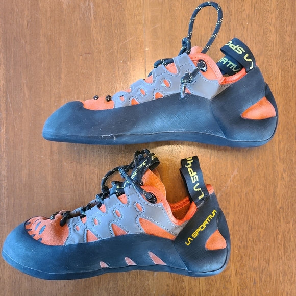 LaSportiva Tarantulace Climbing Shoes - Picture 3 of 7